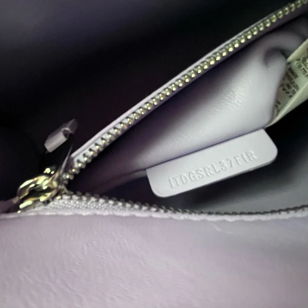 🔴SOLD🔴 BURBERRY Mini Leather Pocket Bag- Soft Violet - Picture 16 of 16